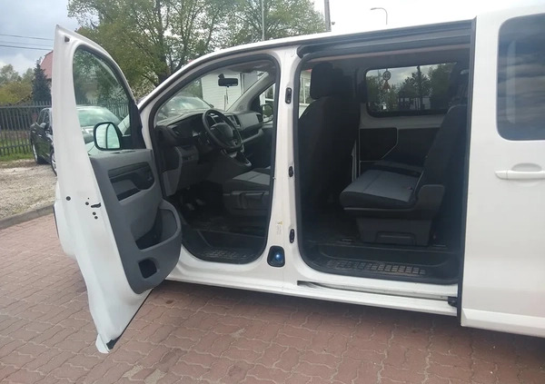 Peugeot Traveller cena 96924 przebieg: 102000, rok produkcji 2019 z Wałbrzych małe 326